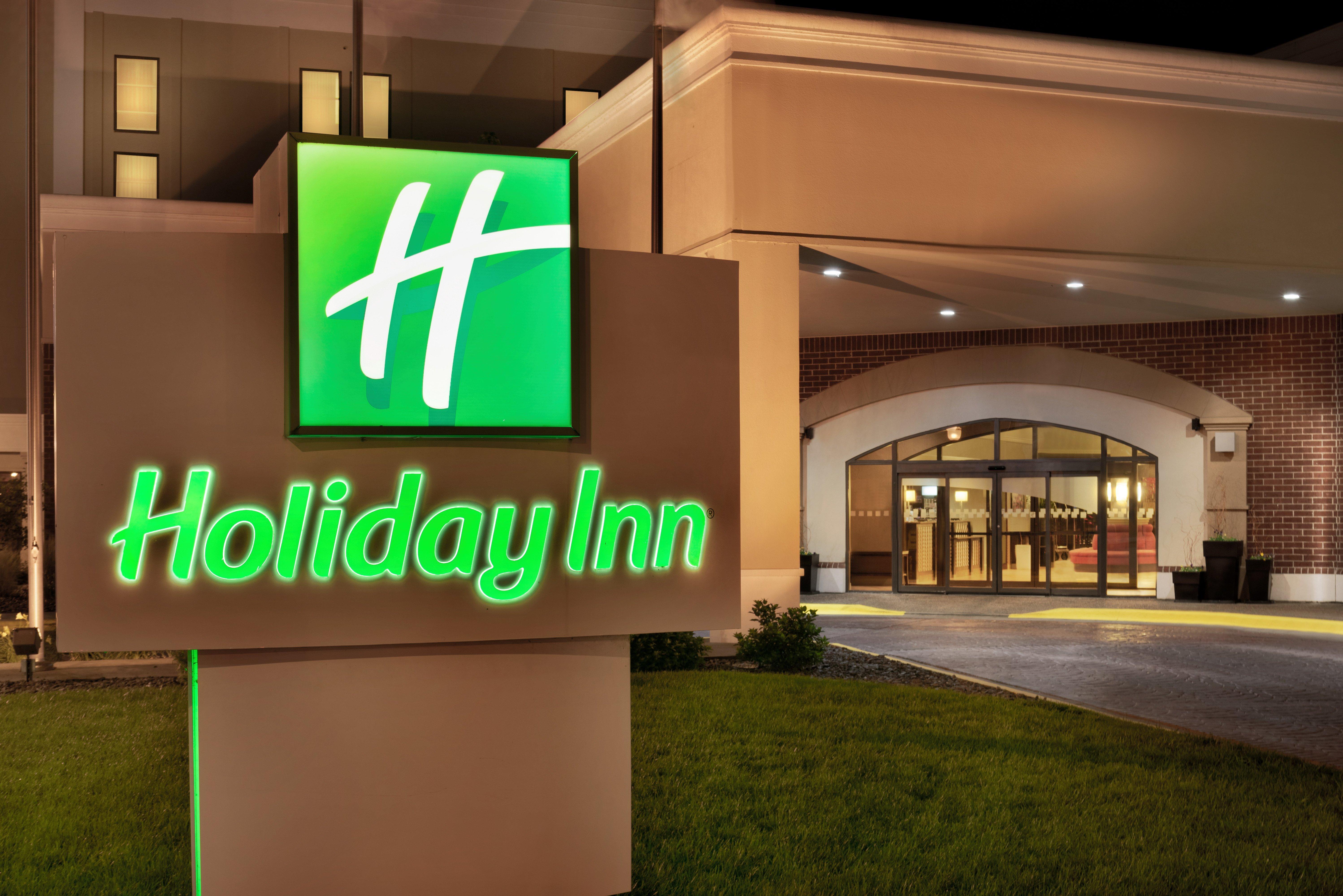 Holiday Inn Dubuque/Galena By Ihg Exterior photo